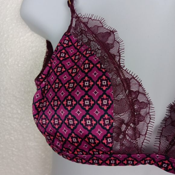 Victoria's Secret Bralette Size Small Purple Pink Lace Satin Womens Bra - Picture 7 of 10